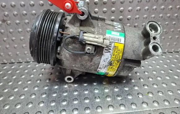 Chevrolet Zafira B Air conditioning (A/C) compressor (pump) S27639152 13124752