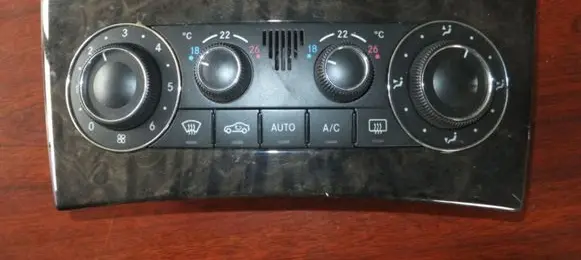 Mercedes-Benz CLK A209 C209 Climate control unit A2038304085