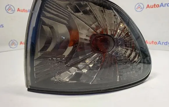 BMW 7 E38 Front indicator light 014441518L 82199402989