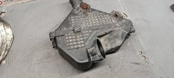 Honda Accord Air filter box 