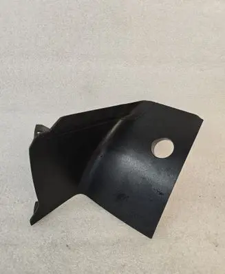 Rear/tail light trim molding