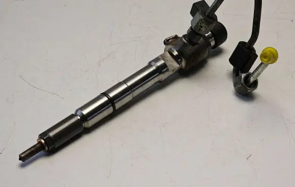 Volkswagen Caddy Fuel injector A2C9626040080 03L130277B
