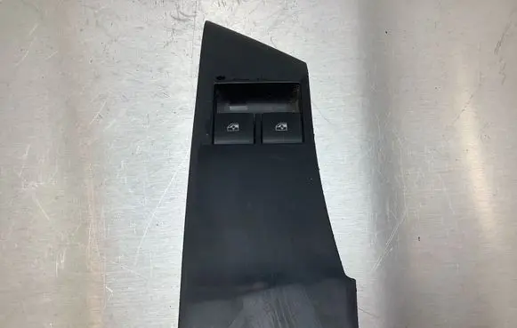 Opel Astra J Electric window control switch 13305978
