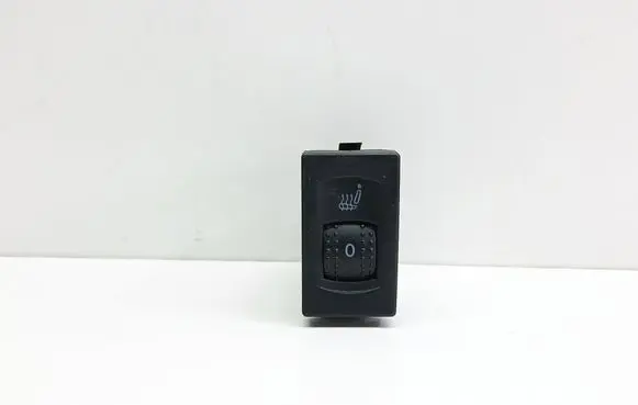 Volkswagen PASSAT B5.5 Seat heating switch 3B0963564C