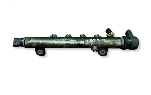 Opel Zafira B Fuel main line pipe 55200251