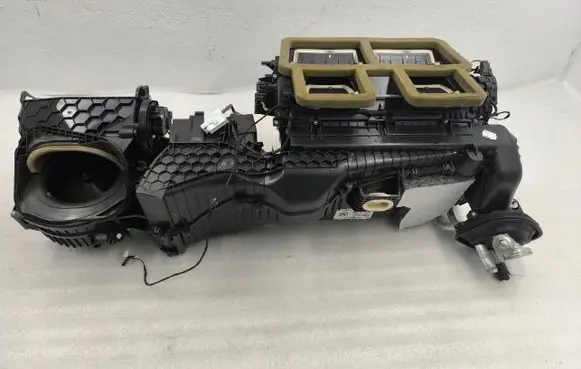 BMW 1 F20 F21 Interior heater climate box assembly 9325137