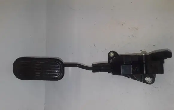 Lexus IS 220D-250-350 Accelerator throttle pedal 7811053011 1988007840 12K01E00046