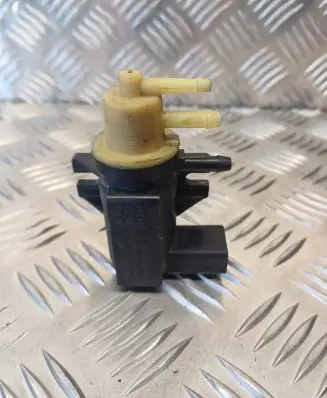 Seat Leon (1P) Turbo solenoid valve 1K0906627A 07T274 70086800