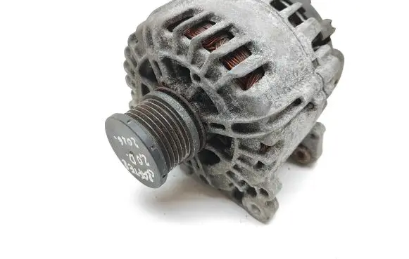 Volkswagen Crafter Generator/alternator 03L903024D 0009060900 2616269D