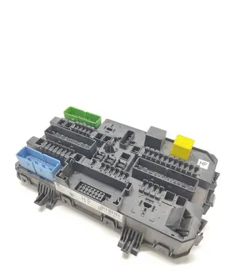 Opel Zafira B Fuse module 5DK00866962 13206758