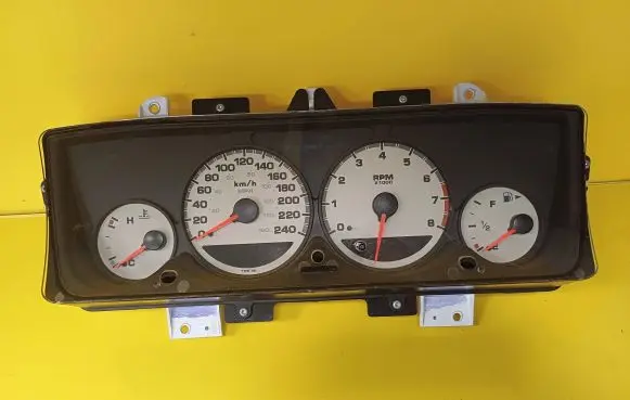 Chrysler Neon II Speedometer (instrument cluster) P04793523AI