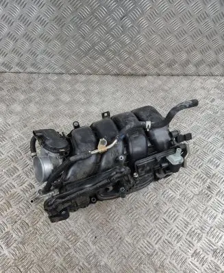 Toyota RAV 4 (XA50) Intake manifold 1711125060 2203025020