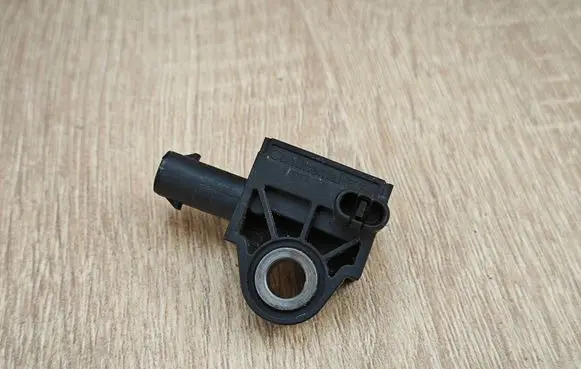 BMW 8 G16 Acceleration sensor 6861319