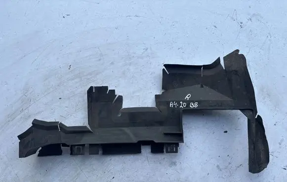 Audi A4 S4 B8 8K Intercooler air guide/duct channel 8K0121284F
