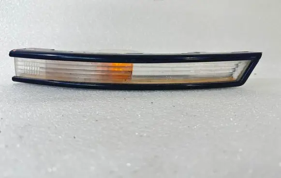 Volkswagen PASSAT B6 Front indicator light 3C0953041E