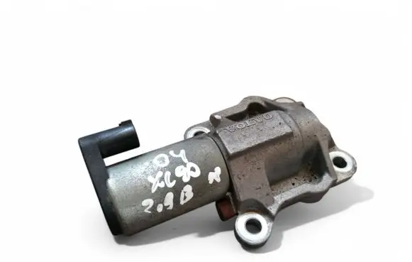 Volvo XC90 Camshaft vanos timing valve 8670422 F34711602