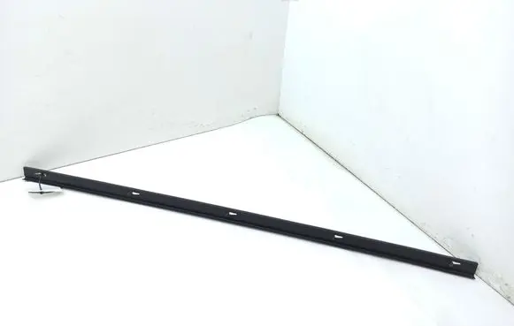 BAW Yuanbao Rubber seal front coupe door window 61071707107