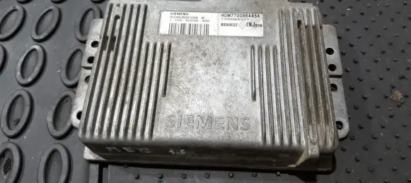 Renault Megane I Engine control unit/module 7700864454 hom7700864454