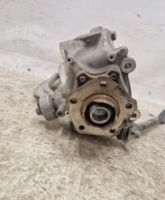 Audi Q7 4M Stub axle 