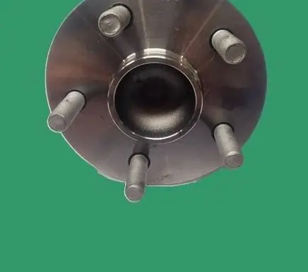 Toyota Corolla E120 E130 Rear wheel hub 89544-32040