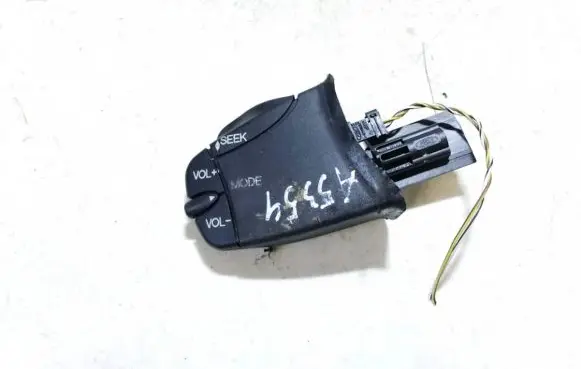 Multifunctional control switch/knob