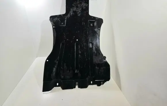Porsche Cayenne (92A) Engine splash shield/under tray 7L8825231