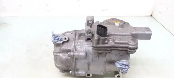 Toyota Auris E180 Air conditioning (A/C) compressor (pump) 0422001330