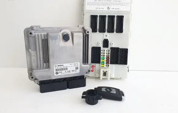 Engine ECU kit and lock set