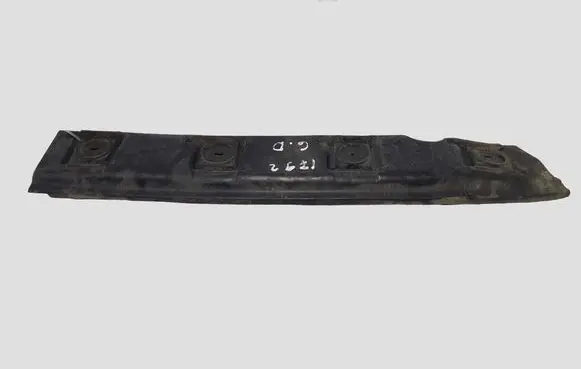 Volkswagen Jetta V Rear bumper mounting bracket 1K5807394