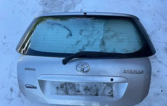 Toyota Corolla E120 E130 Tailgate/trunk/boot lid