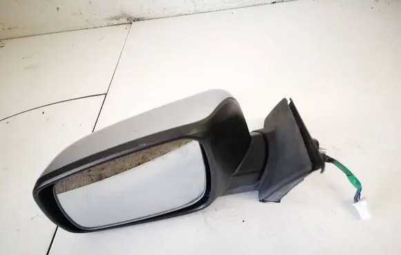 Mitsubishi Lancer X Front door electric wing mirror e13021369
