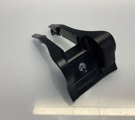 Mercedes-Benz E W211 Rear seat rail trim cover A2119200586 70010201 2119200586
