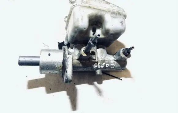Opel Zafira A Master brake cylinder 32066734 5571