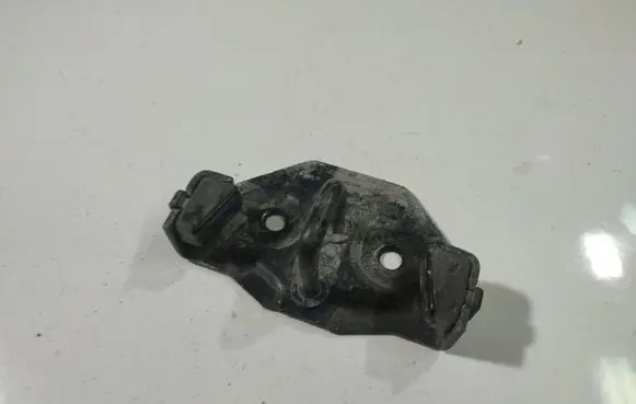 Opel Vectra C Rear door lock loop/hook striker 