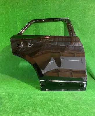 Audi Q2 - Rear door