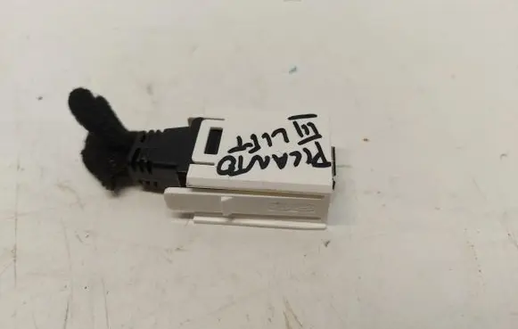 KIA Picanto AUX in-socket connector KIAPIC