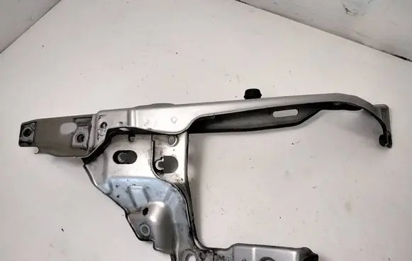 Opel Astra H Top upper radiator support slam panel 13110787