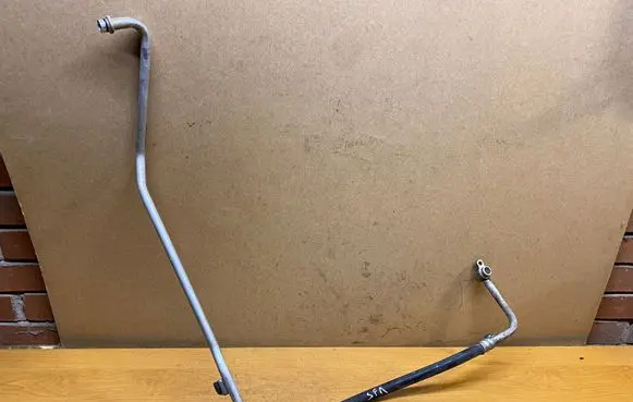 Subaru Forester SF Air conditioning (A/C) pipe/hose