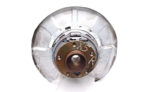 BMW X5 E70 Rear wheel hub 33326879102