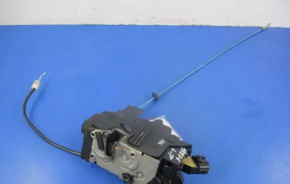 Fiat Croma Front door lock 51708421A