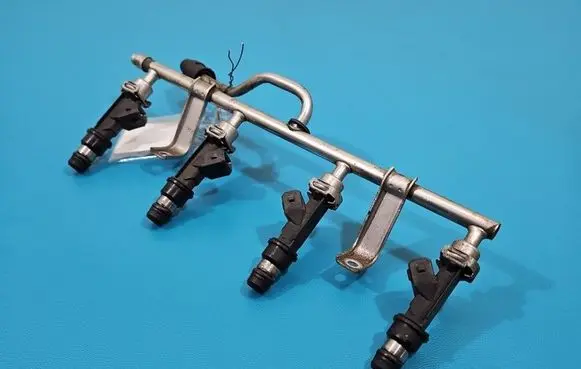 Opel Astra H Fuel injector 25343299 IMPRK1522751