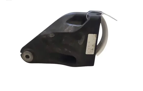 Mercedes-Benz E W213 Engine mounting bracket A6542230100