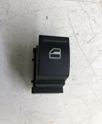 Volkswagen Golf VI Electric window control switch