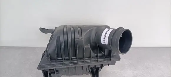 BMW X2 F39 Air filter box 8513916