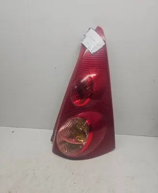 Peugeot 107 Rear/tail lights 815500H040