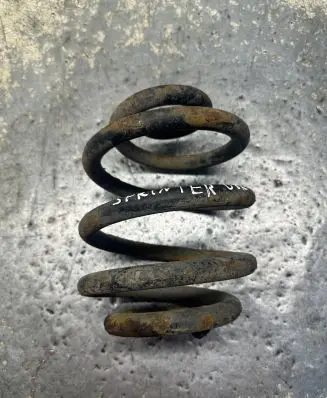 Mercedes-Benz Sprinter W901 W902 W903 W904 Rear coil spring