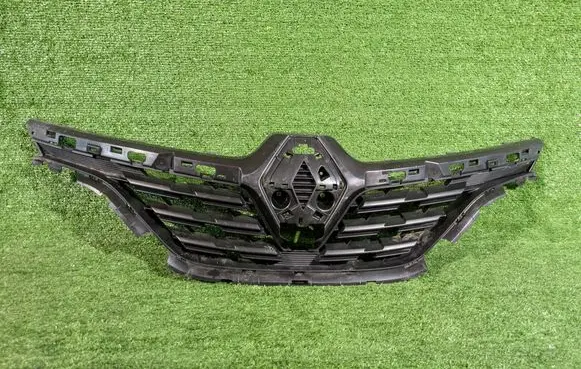 Renault Captur II Front grill 