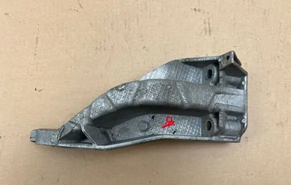 Ligier JS 50 Engine mounting bracket 1120012