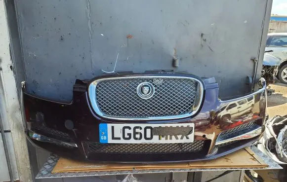 Jaguar XF X250 Front bumper 8X2317K954 8X2317C831