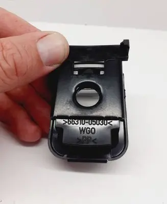 Toyota Avensis T270 Other trunk/boot trim element 6631005030